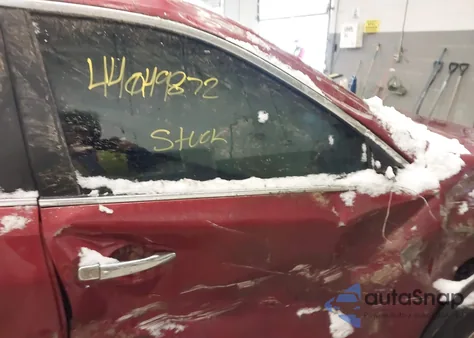 2015 Nissan Rogue Sv z USA, uszkodzony, nr VIN KNMAT2MV1FP513495